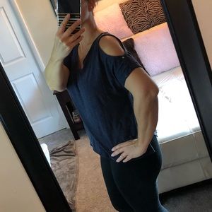 💙 Michael Kors V-neck Top Sz M